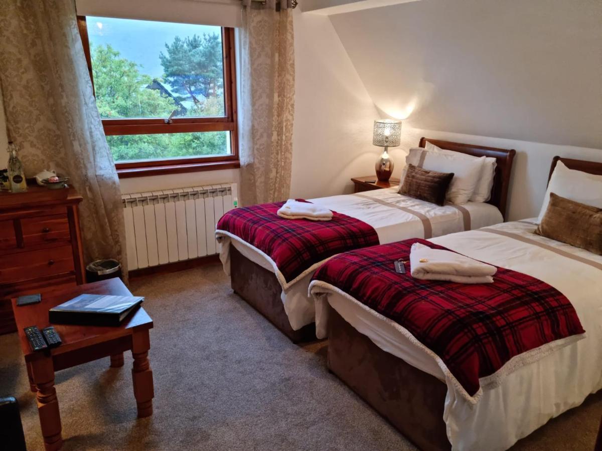 Lochview Guest House Ullapool Extérieur photo