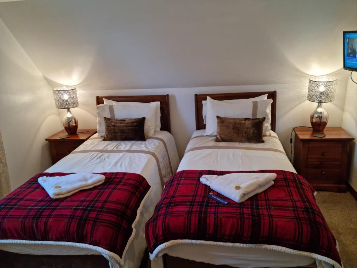 Lochview Guest House Ullapool Extérieur photo