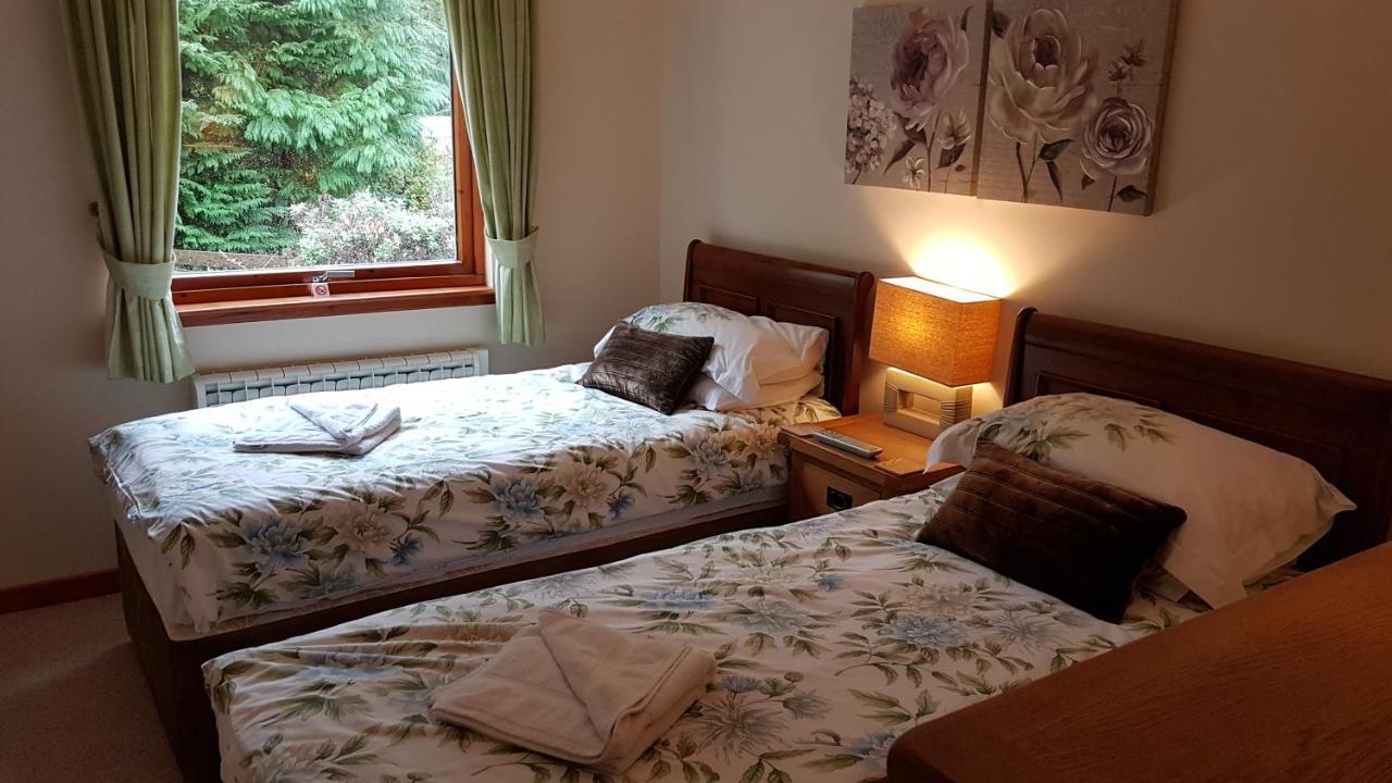 Lochview Guest House Ullapool Extérieur photo
